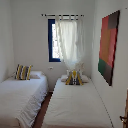 Optimist Rubicon Piscina Climatizable, Frente Al Mar